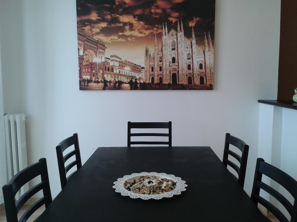 Milan Certosa 3 Bedrooms Zewnętrze zdjęcie