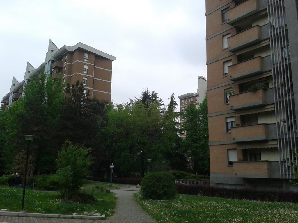 Milan Certosa 3 Bedrooms Zewnętrze zdjęcie